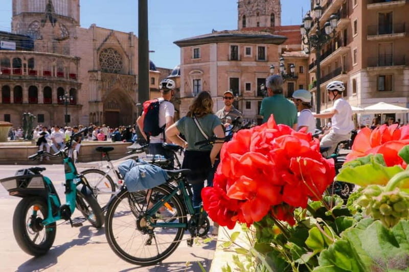 Discover Valencia by bike  Dutch-speaking tour - An In-Depth Look at the Tour Experience