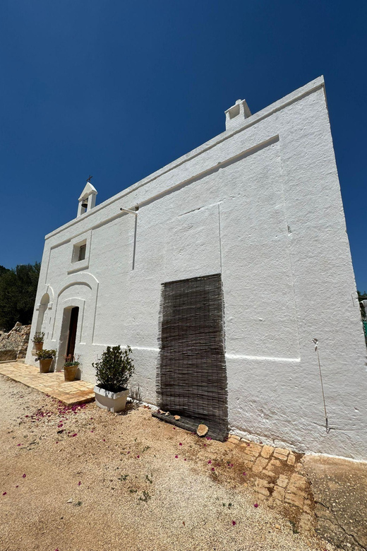 Discover Valle DItria - Exploring Alberobello