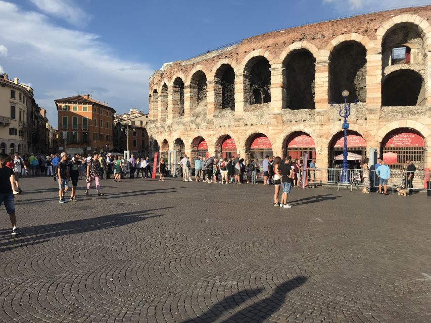 Discover Verona: City Highlights Guided Walking Tour - Recommended Tips for Visitors