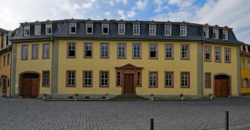 Discovering Goethe: Private Guided Walking Tour - Tour Duration and Languages