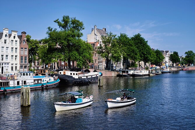 Discovering the Canal District: 1.5 Hours on the Water - Sum Up