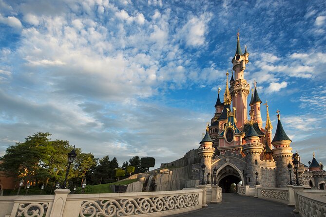 Disneyland® Paris 1 Day With Round-Trip Train Tickets From Paris - Recommendations and Tips for Visitors