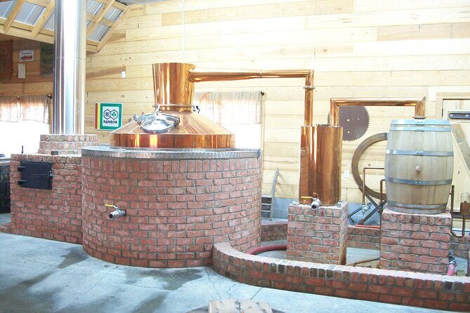 Distillery Tour Farm to Bottle Whiskey Experience - A deep dive into the Whiskey Tour Experience