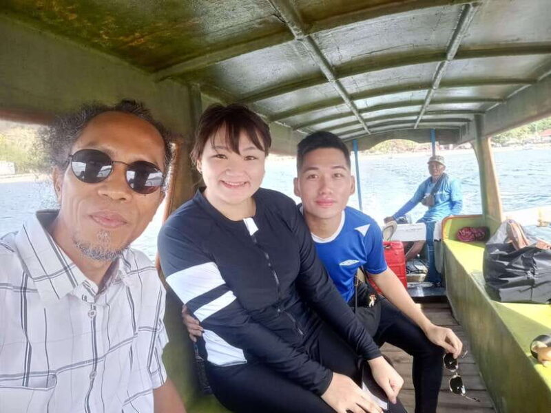 Do snorkeling trip at tree Gilis with Glass bottom boat - An In-Depth Look at the Gili Islands Snorkeling Experience
