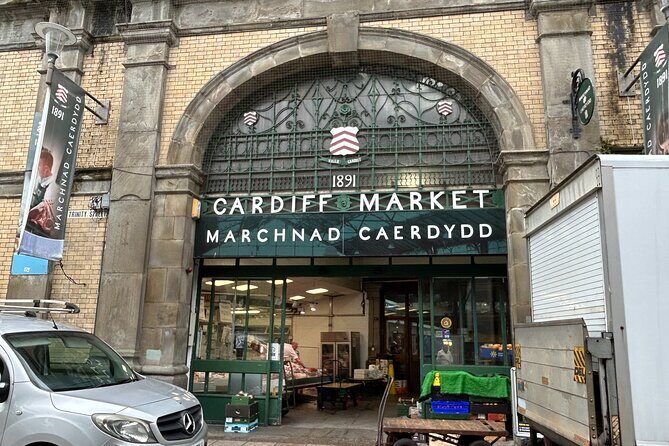 Doctor Who and Cinematic Cardiff: Self Guided Walking Tour - The University Campus: Academic Scenes and Filming Charm