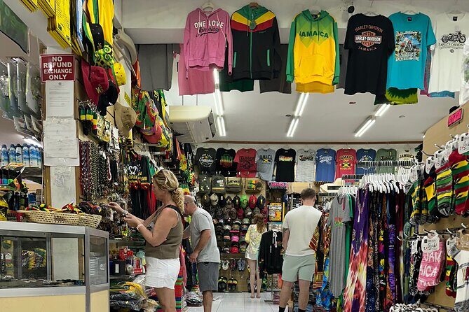 Doctors Cave Beach and Shopping with Transportation in Montego Bay - FAQs