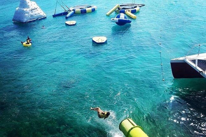 Doctor's Cave Beach, Jimmy Buffett 's Margaritaville and Shopping - Key Points