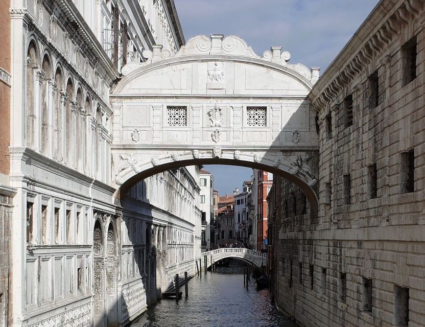 Doges Palace Skip-the-Line Guided Tour - Discovering Historical Features