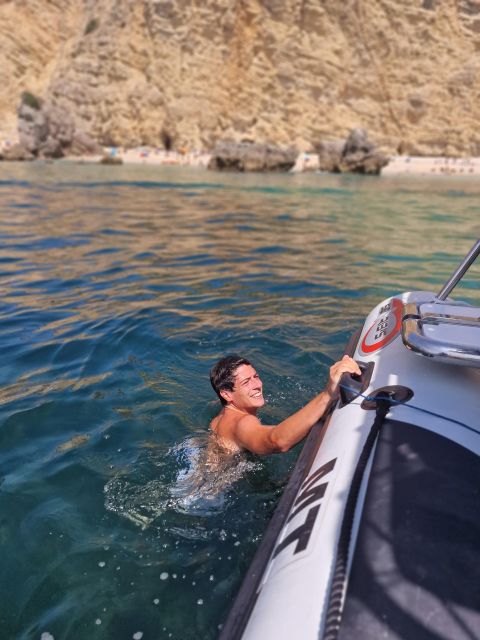 Dolphin Watching: Sesimbra / Arrábida Natural Park - Experience Description