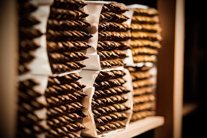 Dominican Cigar Factory Tour - An In-Depth Look at the Dominican Cigar Factory Tour