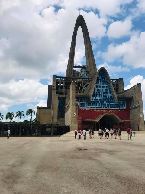 Dominican Culture Immersion: All Inclusive Day Trip - Plantation Visits and Tastings