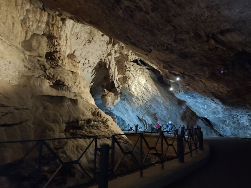 Domusnovas: Vagoni Path Hiking Tour With San Giovanni Cave - Experience Highlights