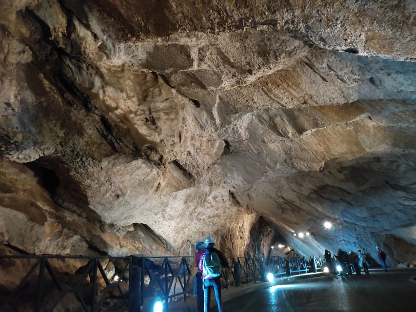 Domusnovas: Vagoni Path Hiking Tour With San Giovanni Cave - Route and Difficulty