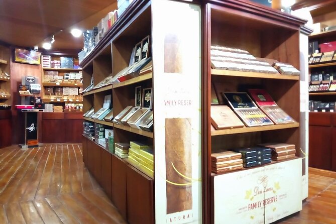 Don Lucas Cigar Factory, Rum Tasting, Cocoa Factory, Souvenirs - Health and Safety Guidelines