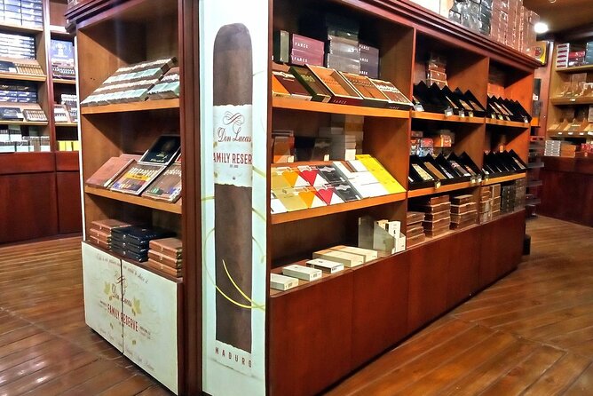 Don Lucas Cigar Factory, Rum Tasting, Cocoa Factory, Souvenirs - Cigars and Rum