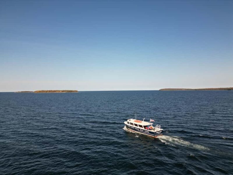 Door County: West Islands & Eagle Bluff Lighthouse Cruise - Key Points