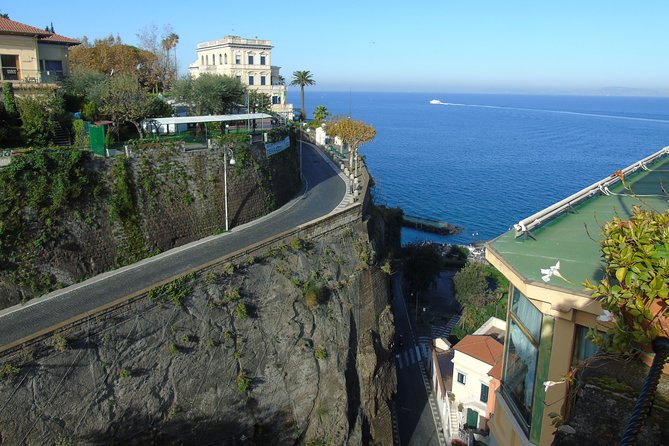 Door-To-Door Private Transfer Fiumicino FCO Airport to Sorrento or Viceversa - Ask Away