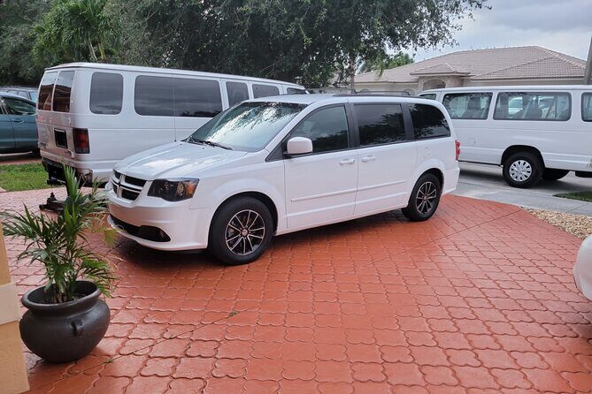 Door to Door Shuttle Transfer from Miami to Orlando - Who Should Consider This Service?