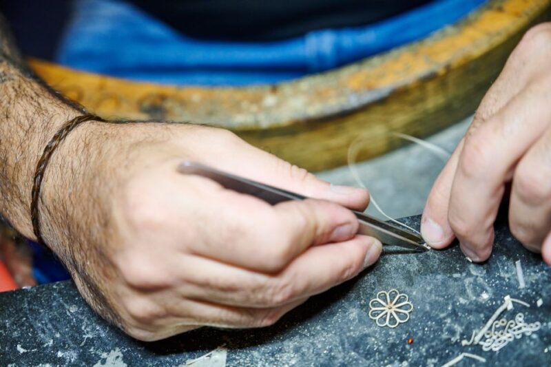 Dorgali: Visit a Goldsmith's Lab of the Sardinian Filigree - Hands-On With a Master Goldsmith