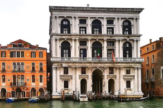 Dorsoduro District 2-hour Private Walking Tour including Accademia Bridge - Key Points