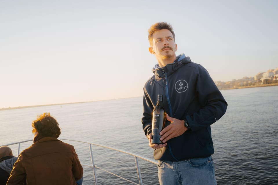 Douro River Cruise with Cheese & Tonic Porto in a Sailboat - Who Will Love This Tour?