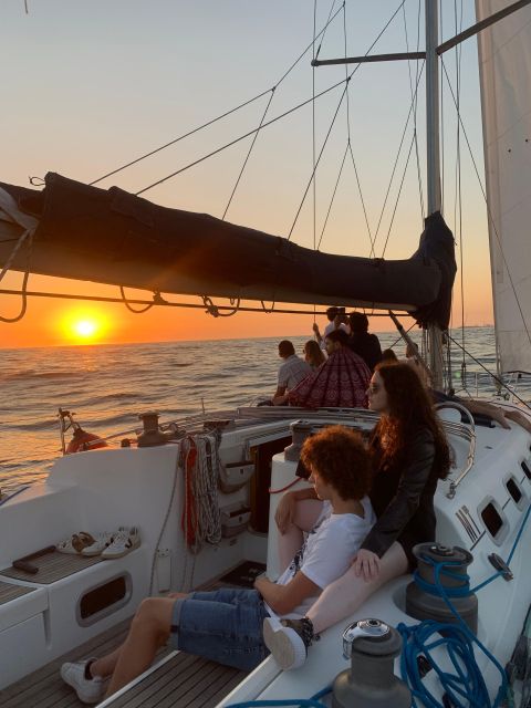 Douro Sunset Sailboat Experience in Porto - Itinerary Overview