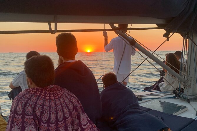 Douro Sunset Sailboat Experience in Porto - Traveler Reviews and Rating