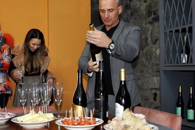 Douro Valley and Green Wine with Tastings, Chef Lunch and Boat - The Sum Up