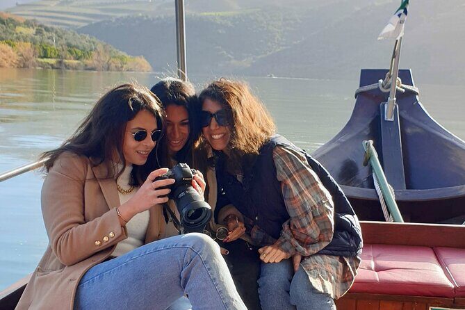 Douro Valley-Expert Guide-Boat-Lunch-Tastings Premium Service - Cost and Value