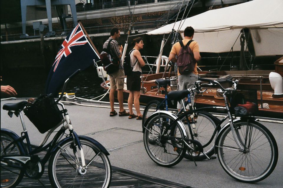 Downtown, Alster & Creative Neighborhoods by Bike - Key Points