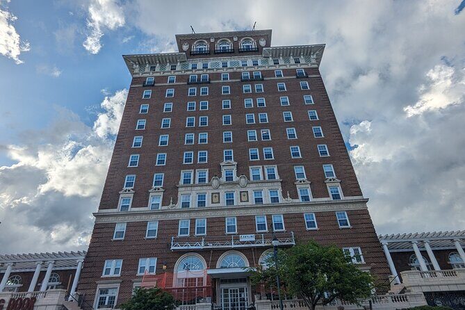 Downtown Asheville Historian-Guided Tour - An In-Depth Look at the Asheville Historian-Guided Tour