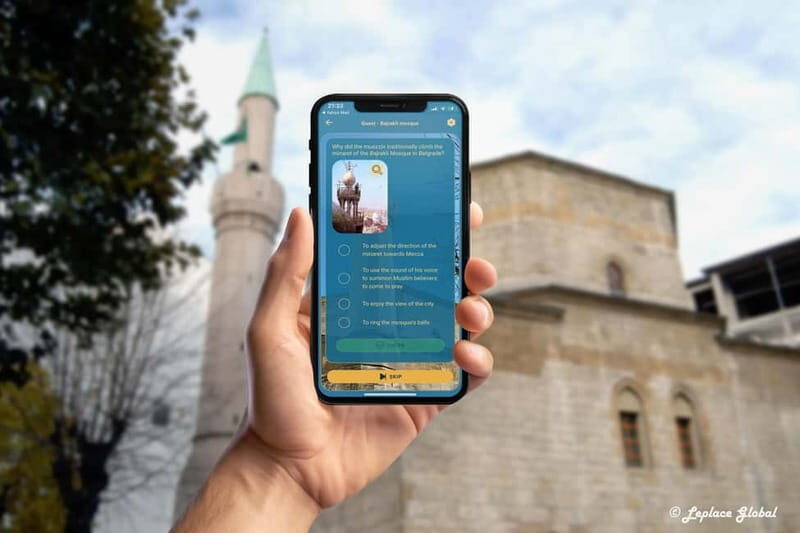 Downtown Belgrade Walking Tour with Smartphone App - The Experience of Using the Mobile App