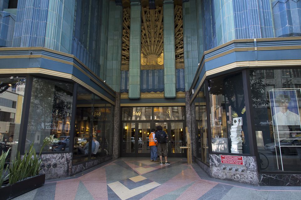 Downtown Los Angeles Bike Tour: Top 10 Attractions of DTLA - Angels Flight Railway