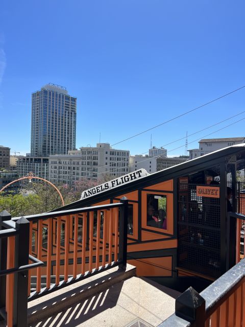 Downtown Los Angeles : Historic District & Little Tokyo - Taking in Little Tokyo