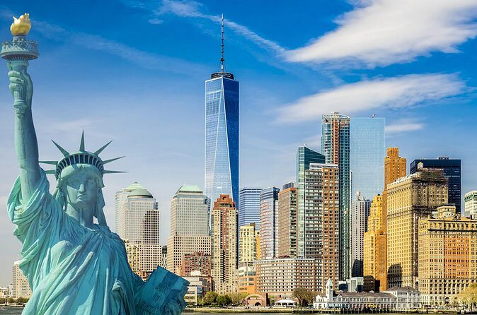 Downtown New York Highlights Private Walking Tour - Strolling Down Stone Street