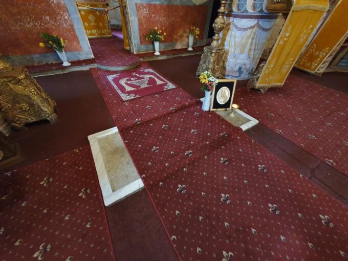 Dracula - Fortress, Legend, Castle & Grave - Private Tour - Targoviste Fortress Insights