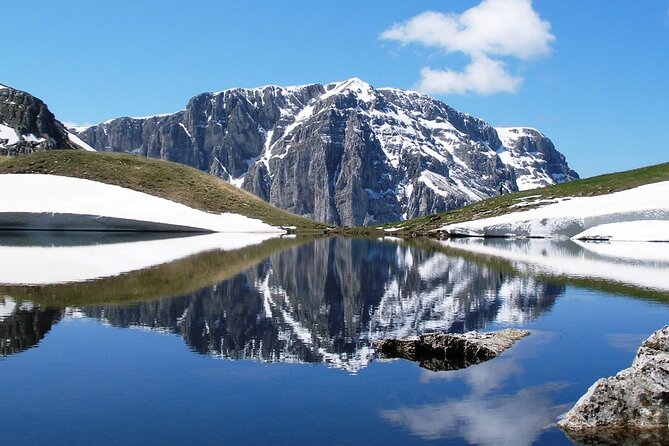 Dragon Lake Full-Day Hike With Lunch - Included Amenities