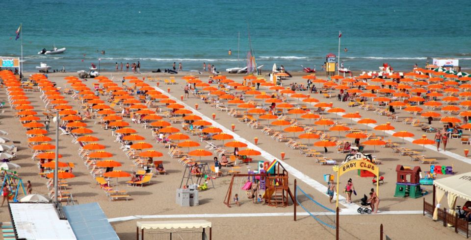 Dream of the Sea: Milano Marittima Beach Club - Available Amenities and Services