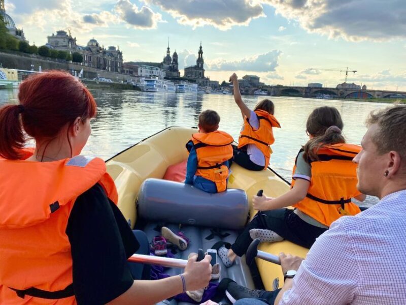 Dresden: Bootstour mit dem Schlauchboot Loschwitz - Radebeul - Exploring Dresden from the Water: A Detailed Look