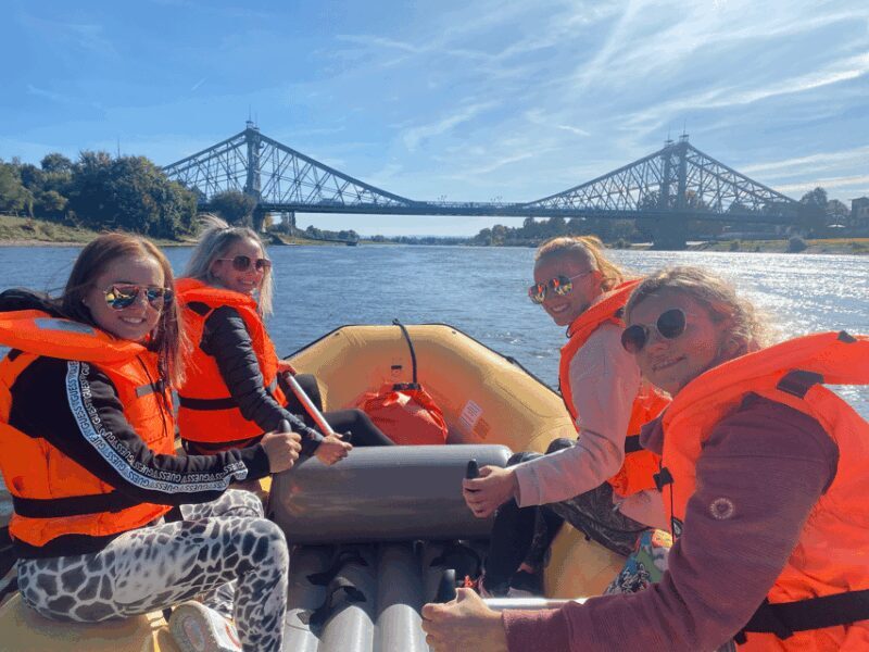 Dresden: Bootstour mit dem Schlauchboot Loschwitz - Radebeul - Practical Details and Tips