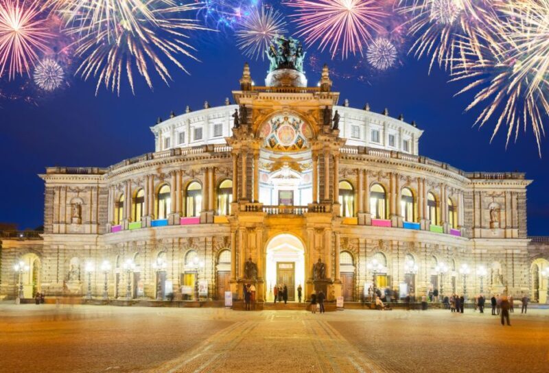 Dresden: Christmas Market Magic Walking Tour with a Local - Key Points