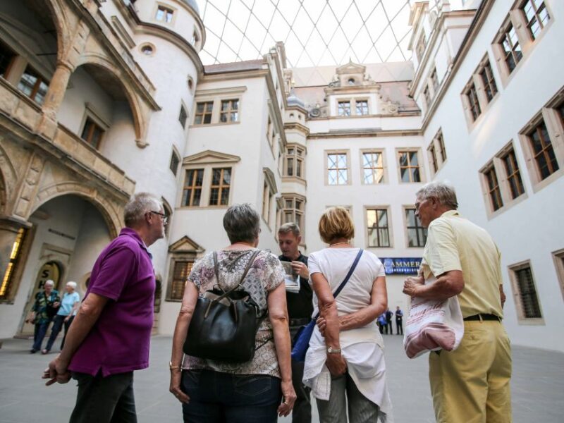 Dresden: Guided City Walk With a Cup of Coffee - Customer Ratings