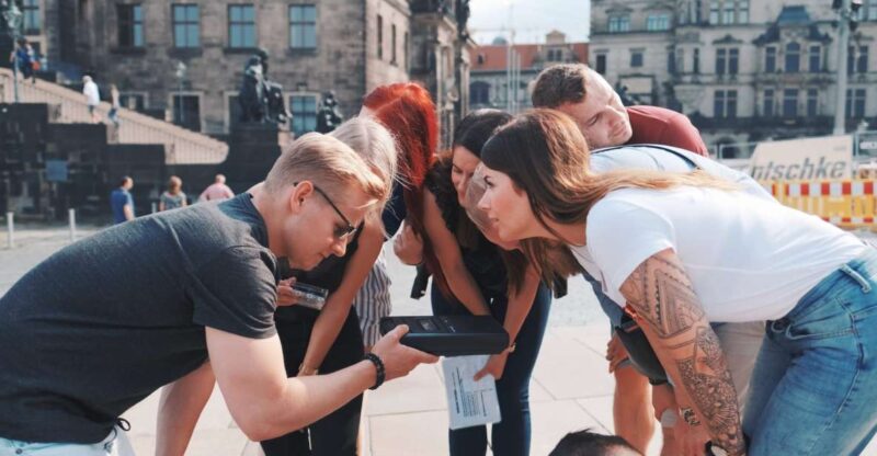 Dresden: Old Town Outdoor Escape Game Manhunt - Booking Information