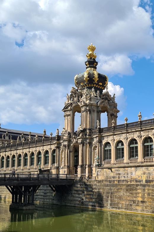 Dresden Sightseeing per Rad mit Guide, Prosecco, Eierschecke - Sampling Saxon Delicacies and Prosecco