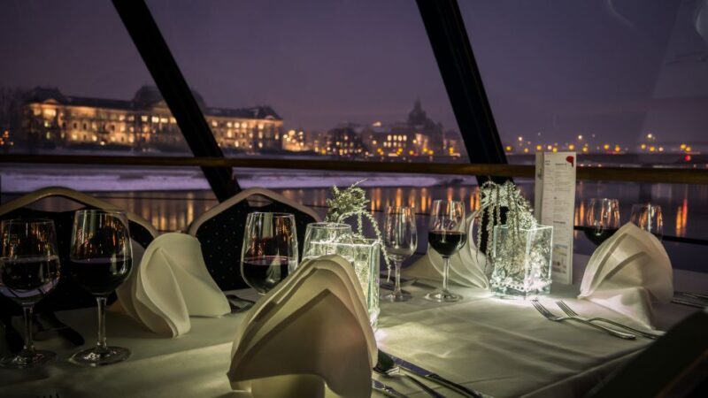 Dresden: Winterlights Evening River Cruise With Dinner - Experience Overview