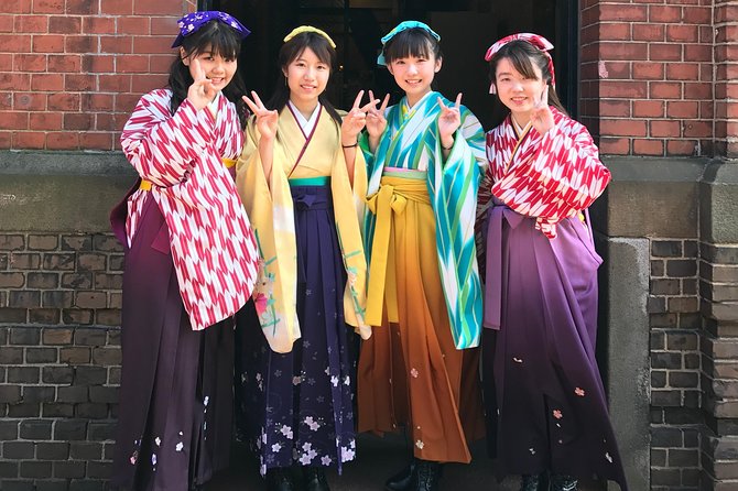 Dress Up High-Quality "Hakama" Kimono and 30-min Rickshaw Tour - Inclusions