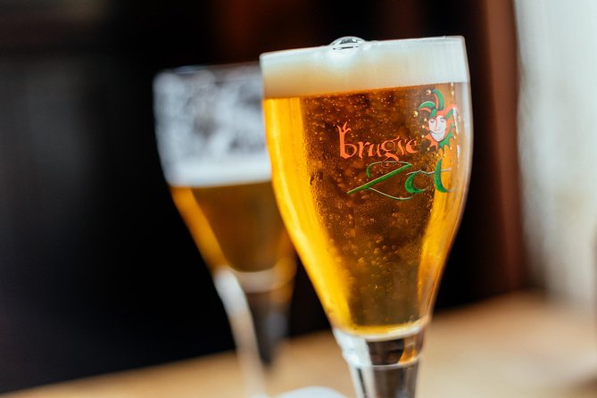 Drinks & Bites in Bruges Private Tour - Tour Features