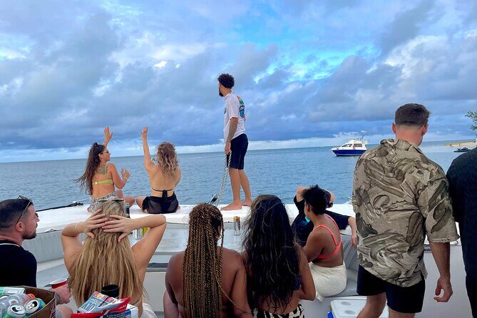 Drinks Inclusive Boat Cruise in the Cayman Islands with a live DJ - Actual Traveler Feedback