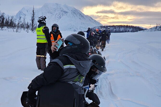 Driving Ski-Doo Snowmobile Adventure 5 Hours Photos included - Exploring the Arctic by Snowmobile: What to Expect