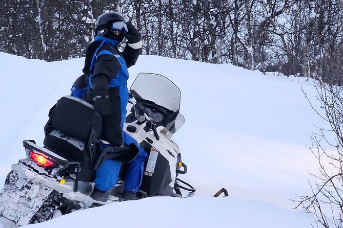 Driving Ski-Doo Snowmobile Adventure 5 Hours Photos included - Who Should Consider This Tour?